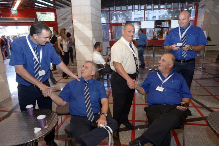 הגדל תמונה