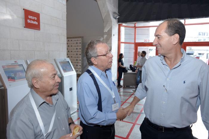 הגדל תמונה