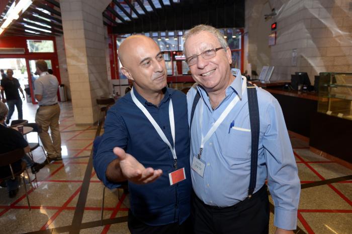 הגדל תמונה