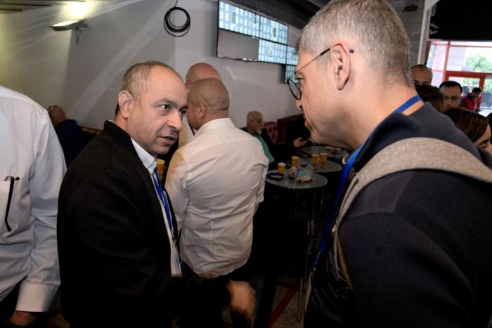 הגדל תמונה