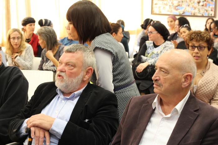 הגדל תמונה