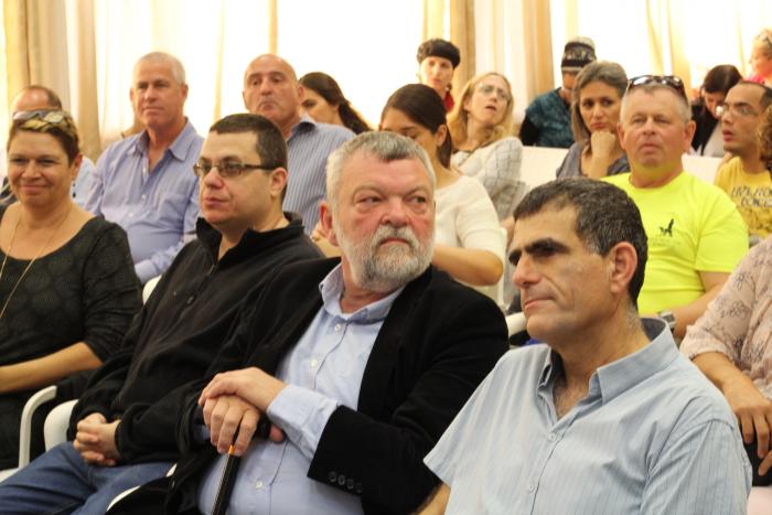 הגדל תמונה