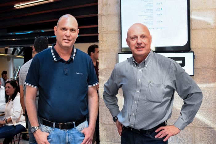 הגדל תמונה