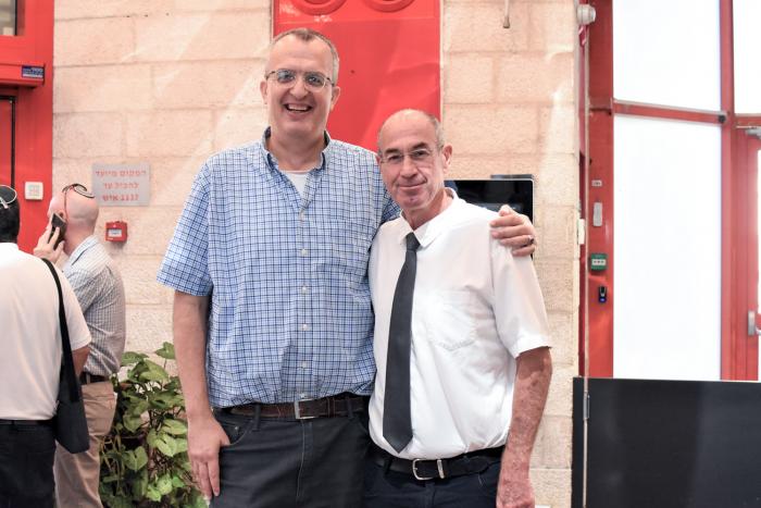 הגדל תמונה