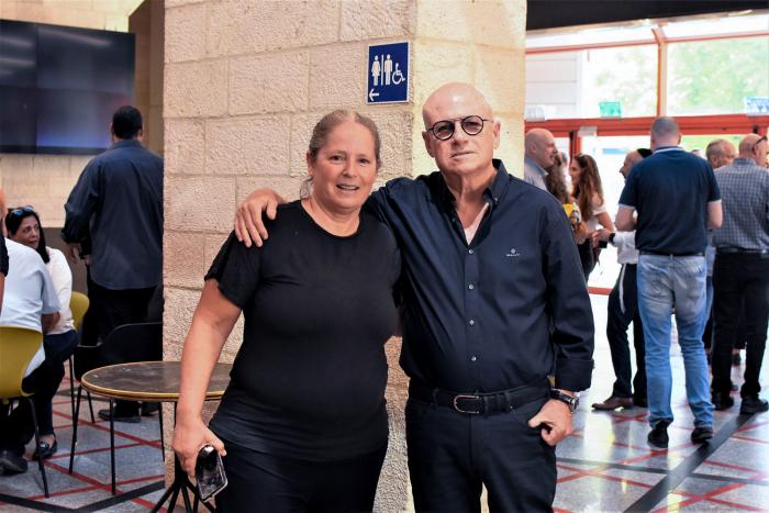 הגדל תמונה