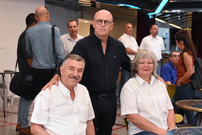 הגדל תמונה