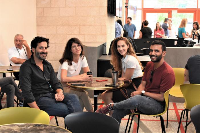 הגדל תמונה